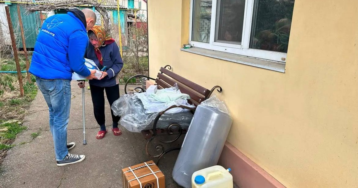 Волонтери надали допомогу понад 400 мешканцям Херсонщини :: Інтент :: Регіональна мережа якісної журналістики