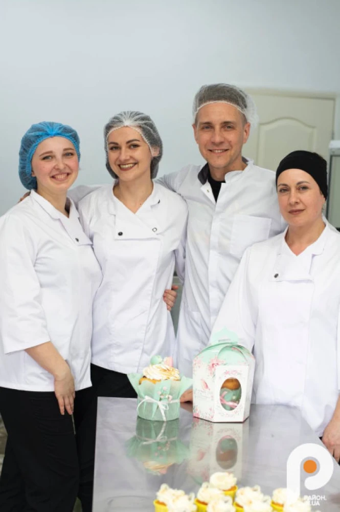 Команда Atelier des macarons Команда Atelier des macarons