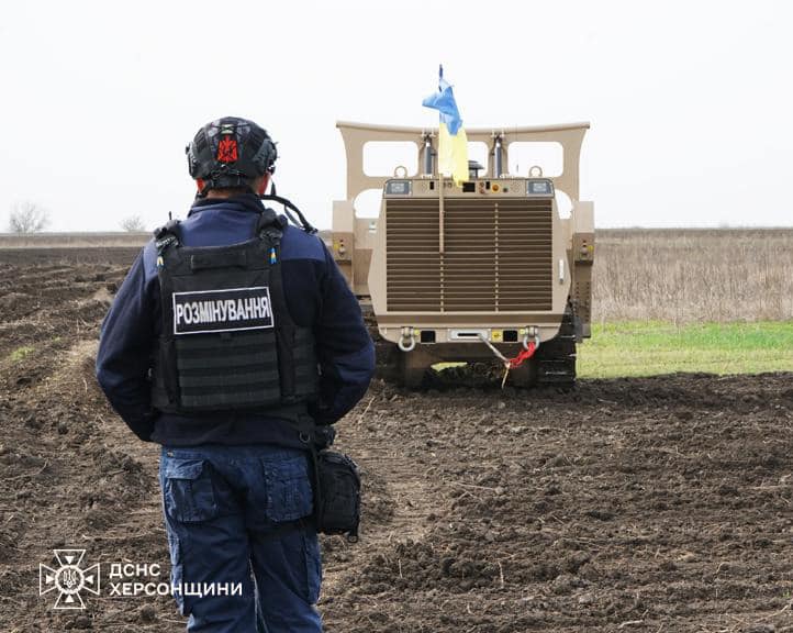 Кожен сантиметр землі буде безпечним!

Сапери ДСНС України кожного дня проводять