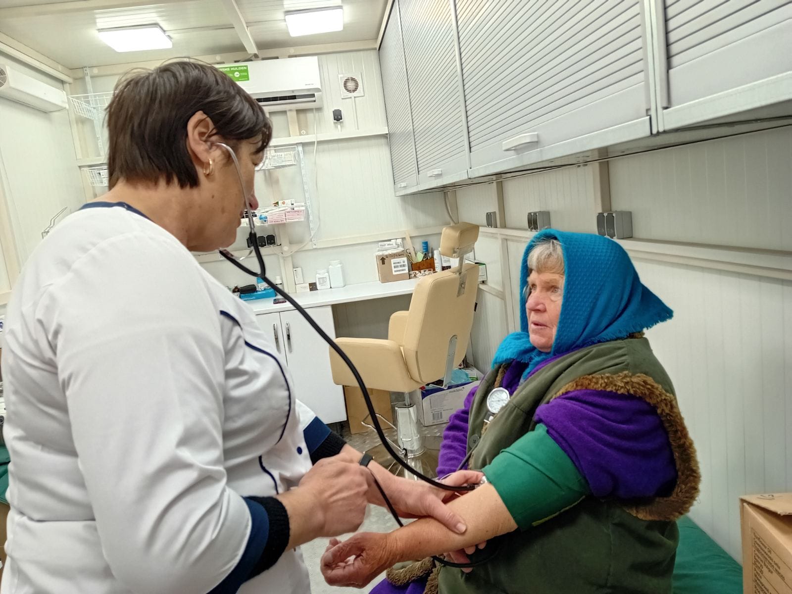 Лікарі у Бериславському районі провели виїзний прийом – Український південь