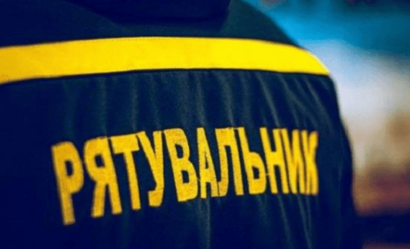 Рятувальники ліквідували пожежу в багатоповерхівці Херсона (відео) – УКРАЇНСЬКИЙ ПІВДЕНЬ