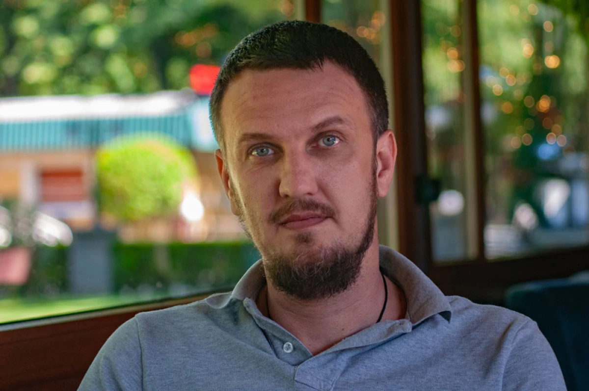 «Всі, хто був в полоні, мають ПТСР». Історія волонтера Романа Баклажова
