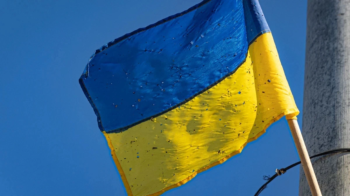 Російська армія завдала удару по Херсону: місцевий житель отримав поранення