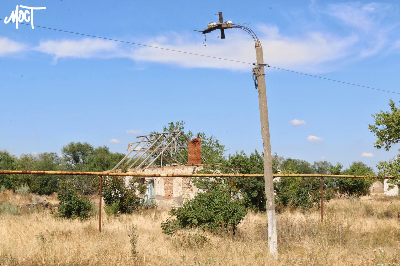 Внаслідок обстрілів у Херсоні тимчасово припинено електропостачання – повідомляє обленерго