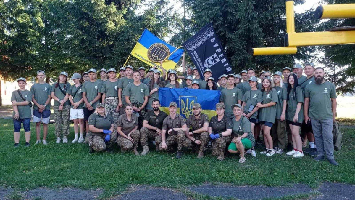 Вісім дітей з Херсонщини взяли участь у Всеукраїнському вишколі “Гвардієць – 2024”