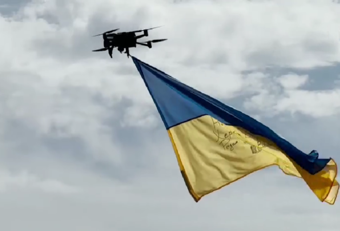 Безпілотники передали привіт окупованому лівобережжю Херсонщини