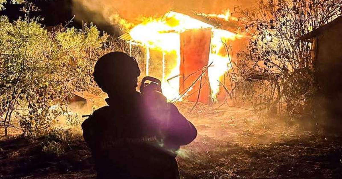 У Херсонській області виявлено тіло чоловіка, загиблого під час пожеж та обстрілів