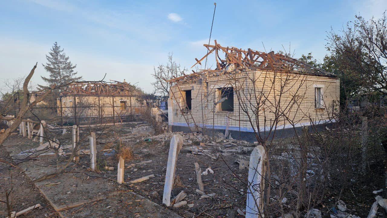 За меддопомогою звернулась жінка, яка постраждала через російський авіаудар по